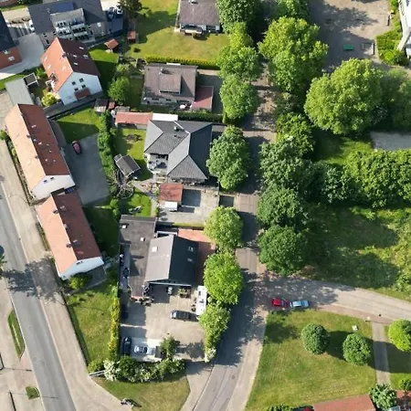 Christinas Sonnenschein 1 Og In Thiede Mit Garten Zum Grillen Lejlighed