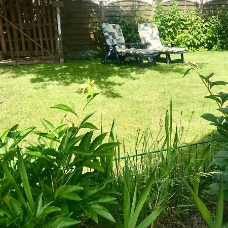 Apartment Christinas Sonnenschein 1 Og In Thiede Mit Garten Zum Grillen