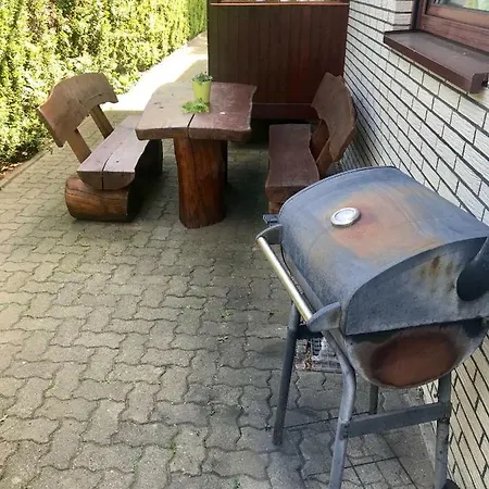 Christinas Sonnenschein 1 Og In Thiede Mit Garten Zum Grillen *