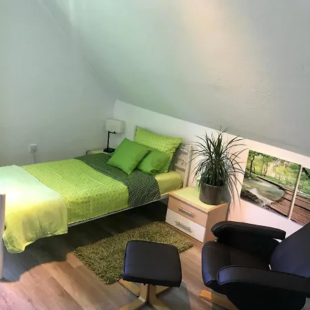 Christinas Sonnenschein 1 Og In Thiede Mit Garten Zum Grillen * Salzgitter